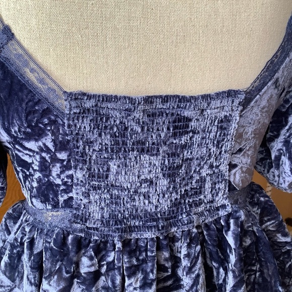 FREE PEOPLE Yours Truly Velvet Top in Wild Moon Size S - Picture 9 of 16